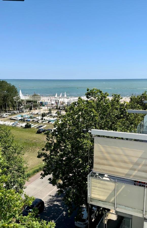 Hotel Perla Cesenatico Esterno foto
