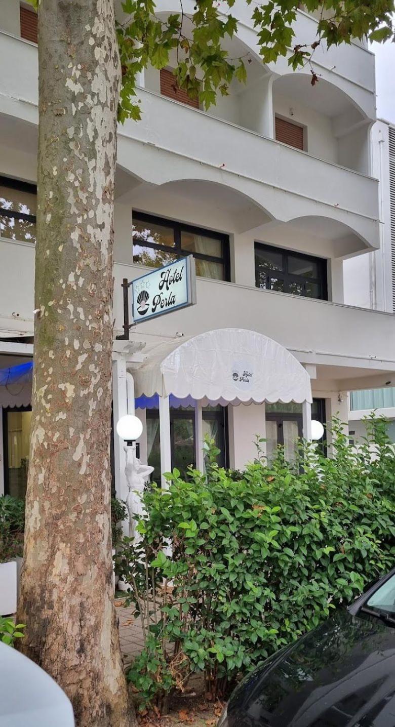 Hotel Perla Cesenatico Esterno foto
